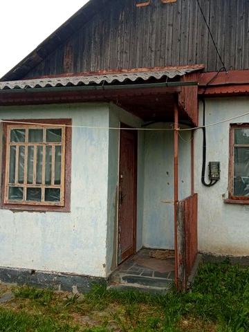Продається половина будинку