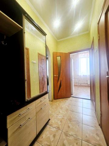 Оренда 1к сталінки з колонкою пр.Мануйлівський