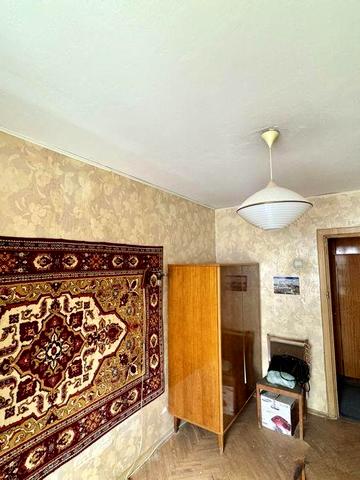 Продам 2к.кв. Євгенія Коновальца 15 к 2.