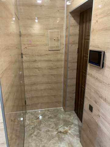 Продам  2-ком. студию 96квартал. Красная линия.
