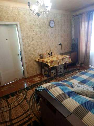 Продам свою 2-к квартиру 43.5 кв.м на пр.Гагаріна (пр.Науки) червона лінія