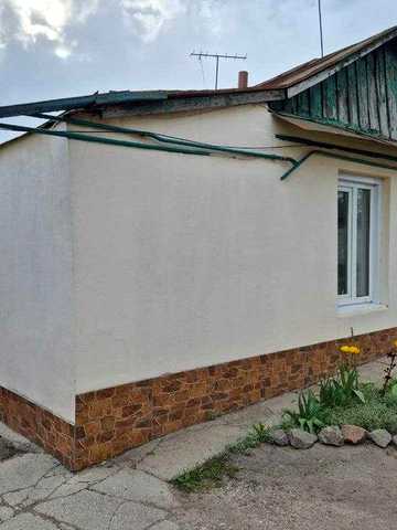 Юрівка Продам частину будинка загальний двір частково зручності та флігель зі зручностями