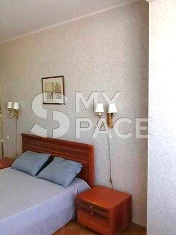 Продаж 3хкім кв, Алмазова 6, Печерськ, центр, 2хв до метро