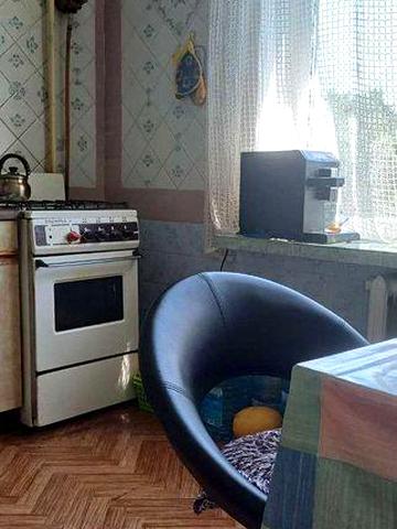 Продам 3 к кв на Бориспільській 49