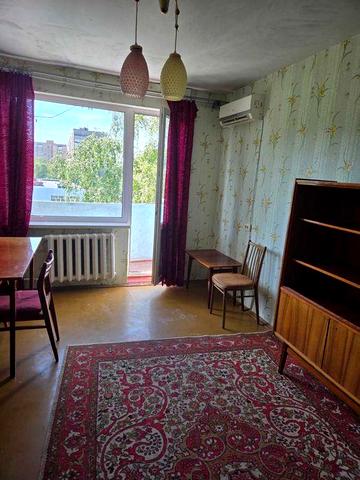 Оренда однушки на Момота, 15