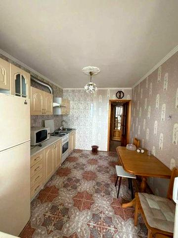 Продам 2-к квартиру (56м2) на Высоцкого, Фрунзенский