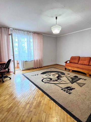 Оренда 2-к кв ПАСІЧНА Тролейбусна Н/б А/О . Площа 80 мкв , велика кухня. Ключі. Відеоогляд.