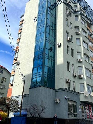 Продаж 3 кім квартири з можливістю зробити терасу, Шевченківський район , центр