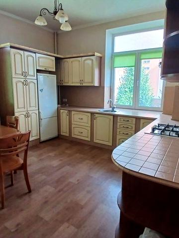 Здам 2-х кімнатну квартиру в центрі Бучі