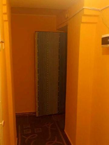 Продам 2 ком. квартиру в кирпичном доме. V