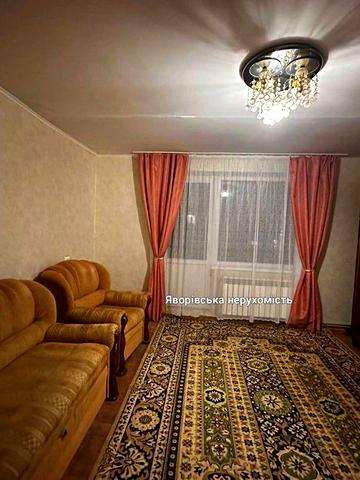 Здається в довготривалу оренду 2-кімн. квартира в м. ЯВОРІВ.