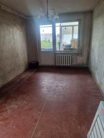 Продам 3- кім   під ремонт  Пріорка Оболонський