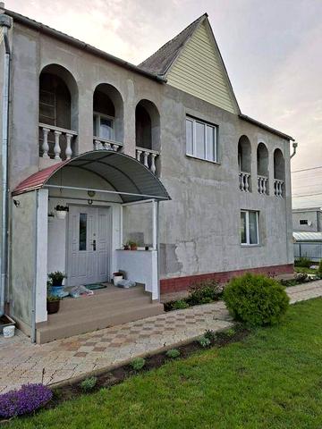 Будинок в чудовому жилому стані.0977931631