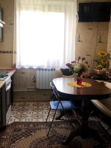 Продаю 2-х поверховий будинок с. Надбузьке