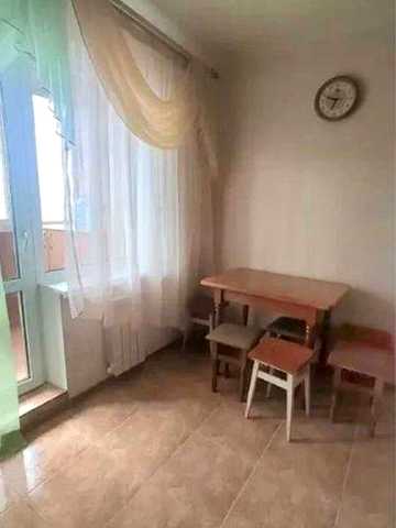 Продаж 2к кв Лісківська, 18-А Деснянський район, Троєщина, Лівий берег