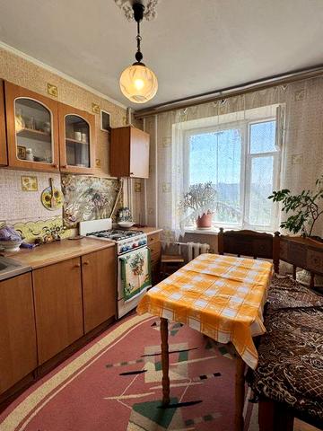 Продам 1-но ком в центре в кирпичном доме