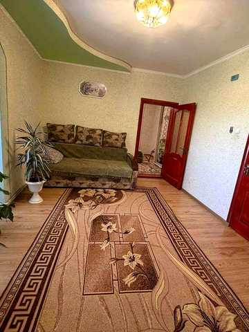Продається простора 3-кім. квартира, з видом на гори у м. Борислав!