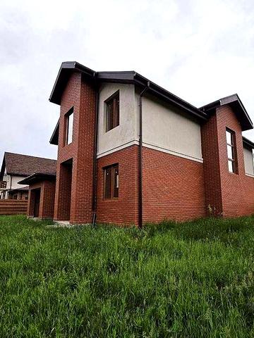 Без%! Продаж! Котедж 240м² у Бобриці.Закрита вулиця. Озеро з пляжем та риболовлею і ліс - в 300м! Природа, тиша, мальовничі краєвиди! Газ!