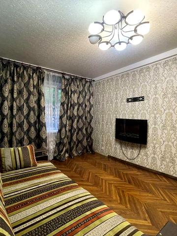Продаж 2к квартири Воскресенка Дашкевича