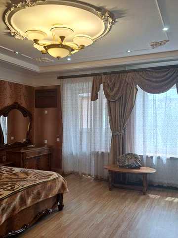 Продам 4-х кім квар, центр вул. Соборна, автономка,сауна,СЕРТИФІКАТ