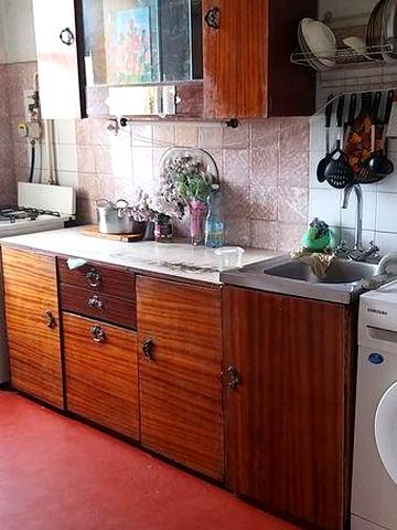Продам  квартиру вул. Милославская 23