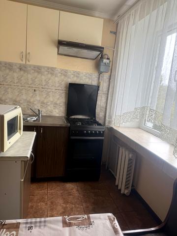 Перемоги вул., 2