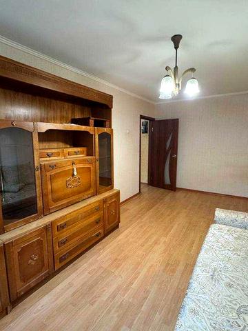 Продаж 1 кім квартири вул Якуба Коласа 7 Борщагівка Святошинський косметичний ремонт, газ, метро Святошино 10 хв