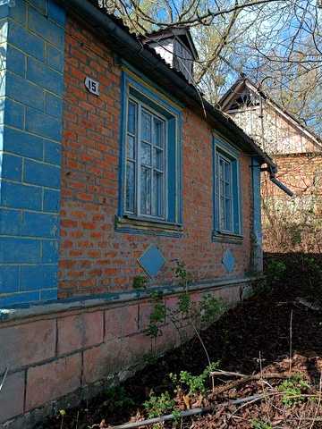 Продам будинок в селі.