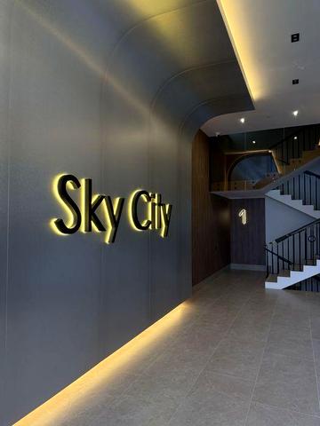 Продам 1к квартиру 43кв.м в центрі міста ЖК Sky City