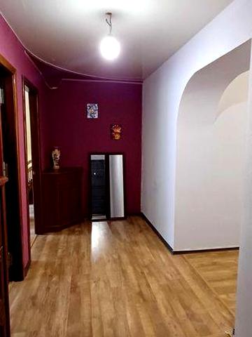 Оренда  3 кімнатної квартири  90 м.кв