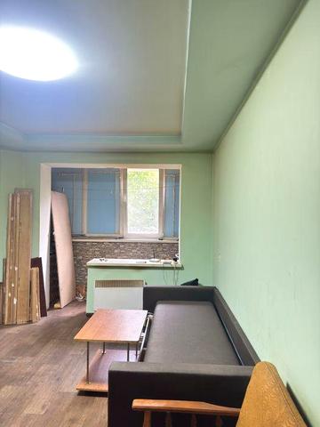 Продам 1-но Малиновского, 1 этаж