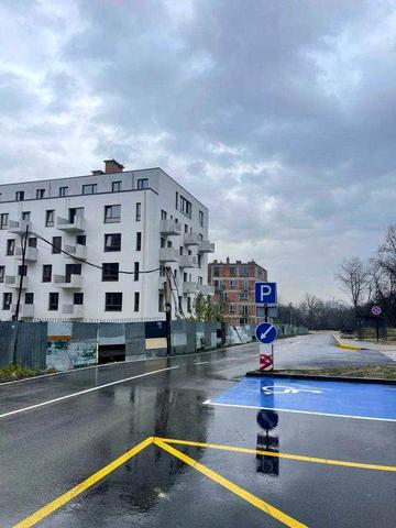 Продаж 3 кімнатна квартира, вул. Орлика 95000 дол. ЖК Family House