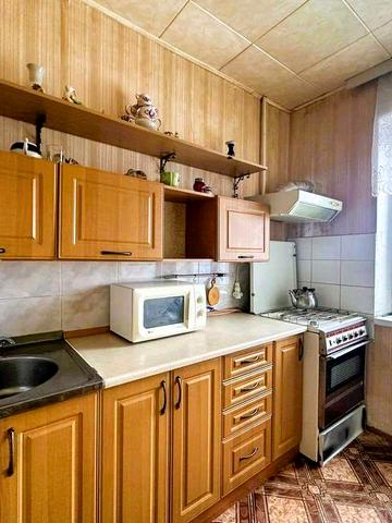 Продаж 3-кімнатна квартира Позняки, вул. Здолбунівська 7А, 70 м², роздільні кімнати, River Mall Осокорки
