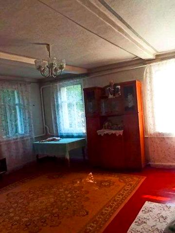 У продажу добротна половина будинку в Дергачах 67м2.