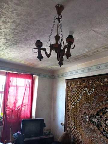 Продам 4х кімнатну квартиру на Ревівці
