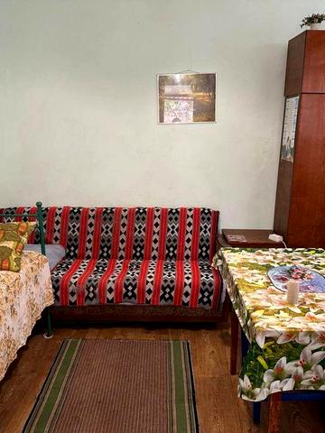 Оренда однокімнатного будинку район Бучми. Вулиця Трублаїні. Базарчик