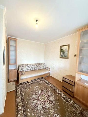 Продам 1ну кімнатну квартиру  на Витрука.