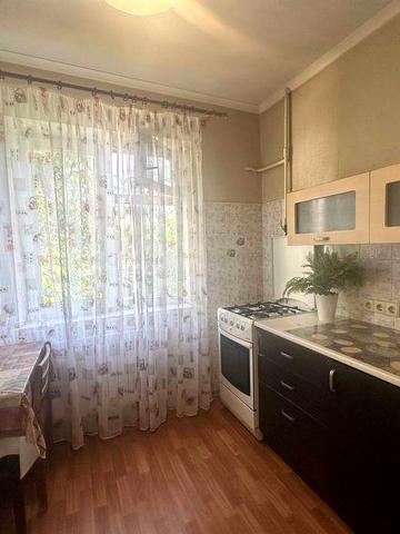 Героїв Дніпра!Продам 2-квартиру Героїв Дніпра 34 А.