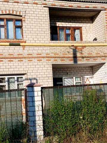 Продається приватний будинок