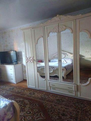 Продам добротний будинок в районі  ТЦ "MOST 81". Початок  Курського мкрн