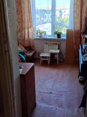 Продается квартира 4 комнаты 79м²