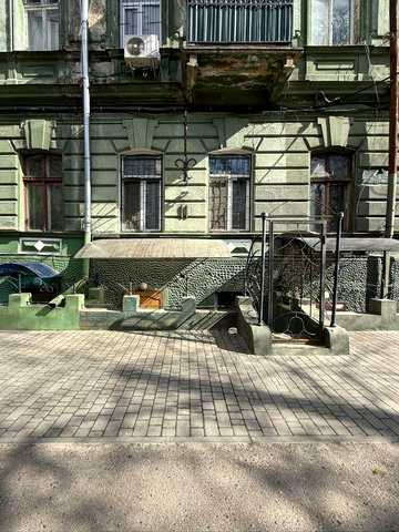 Квартира у історичному центрі Одеси — по вулиці Ольгіївська 15.
