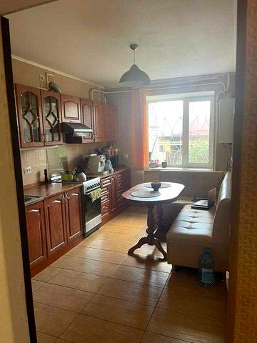 Продаж 3х кімнатної квартири, рн. "Вокзал", вул. Волонтерів 11