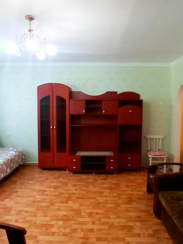 Вокзальна вул., 23
