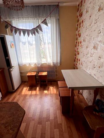 Оренда 2 к квартири на Гречанах