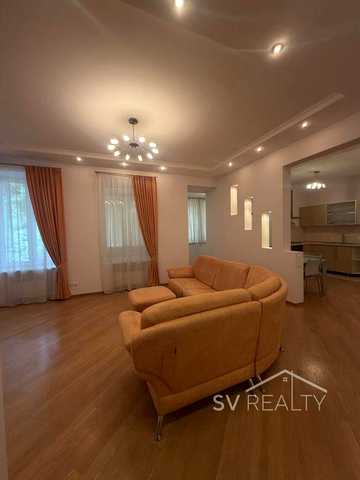 Трехкомнатная квартира, Соборный проспект, 94 кв.м.