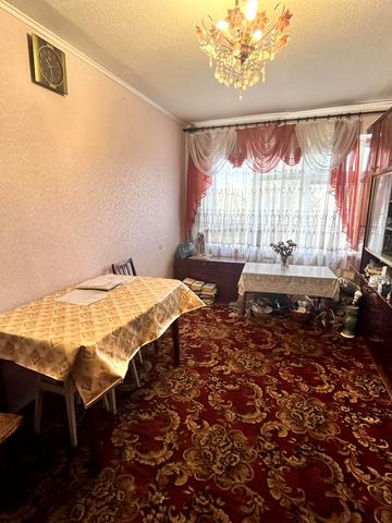 Сергія Сєнчева вул., 40
