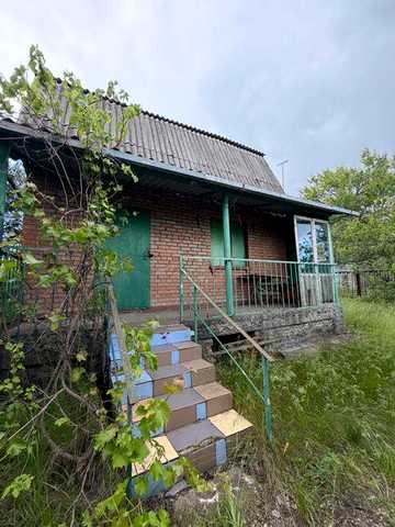 Продаж садового будинку з ділянкою