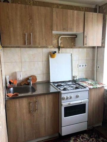 Продам 1-кв, проспект Каденюка (Ю Гагарина) 12/1, Дарницька пл, 31м2, 6/7цегла, Дарница та Чернігівська метро