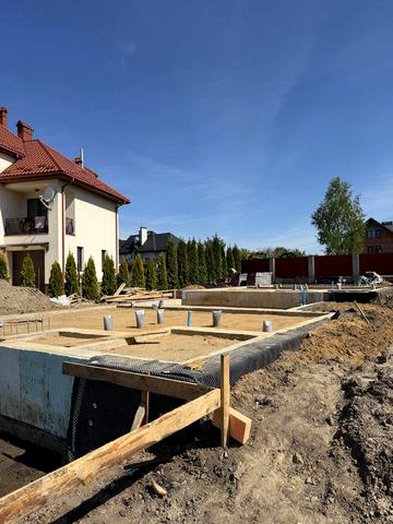 ПРОДАЖ КОТЕДЖІВ у м. Новояворівськ район “за Таверною”